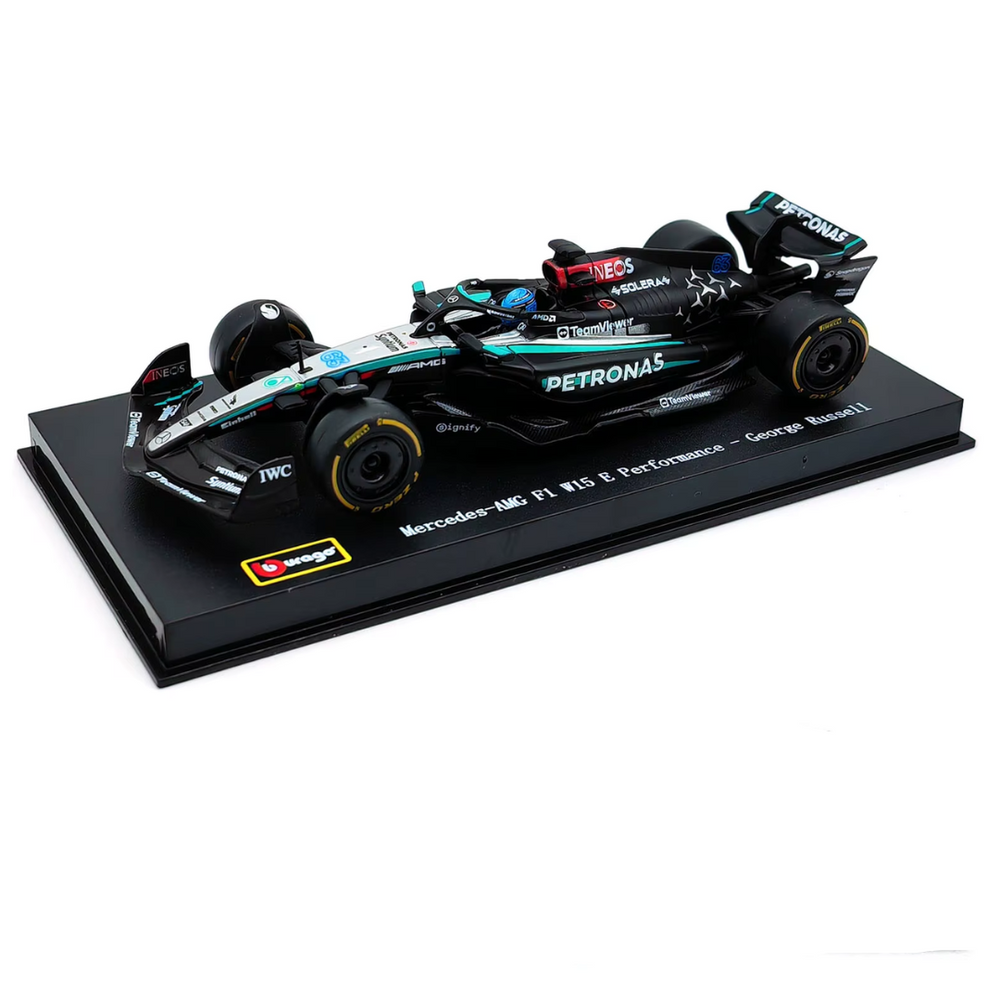 Miniatura W15 1:43 Mercedes F1 2024 - George Russell 63