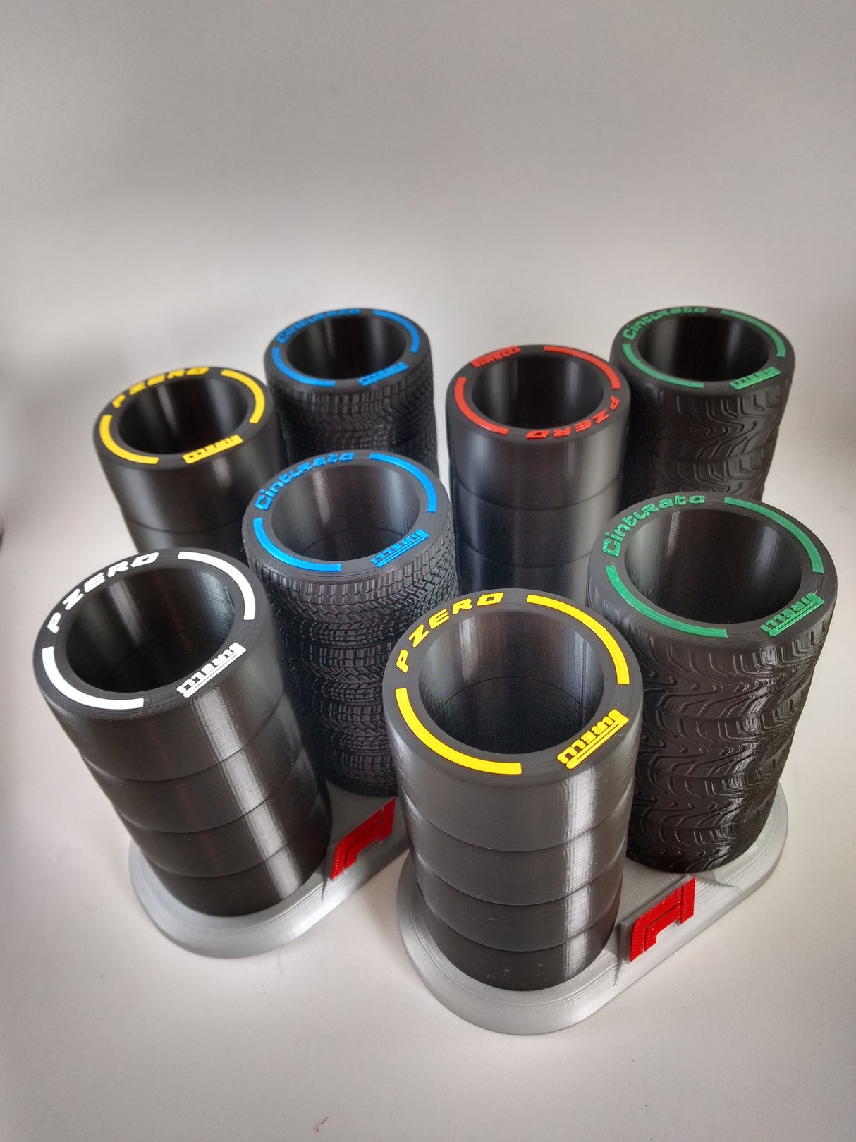 Porta Canetas Pneu Pirelli F1 3D Decorativo