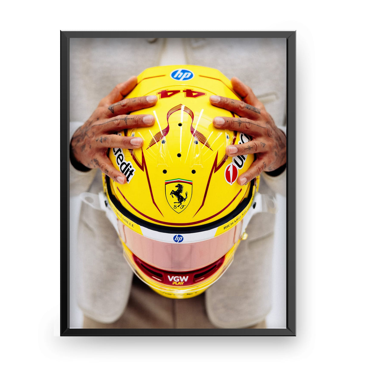 Quadro Decorativo Capacete Lewis Hamilton 44 Scuderia Ferrari 2025