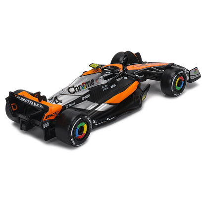 Miniatura MCL60 McLaren F1 Team Edição Especial GP Silverstone 2023 1:43 c/ Caixa de Acrílico - Lando Norris 4