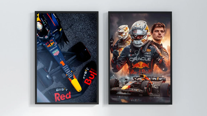 Dupla de Quadros Decorativos Max Verstappen 1 Bicampeão Mundial F1 2022 + RB18 Max Verstappen 1 Temporada 2022